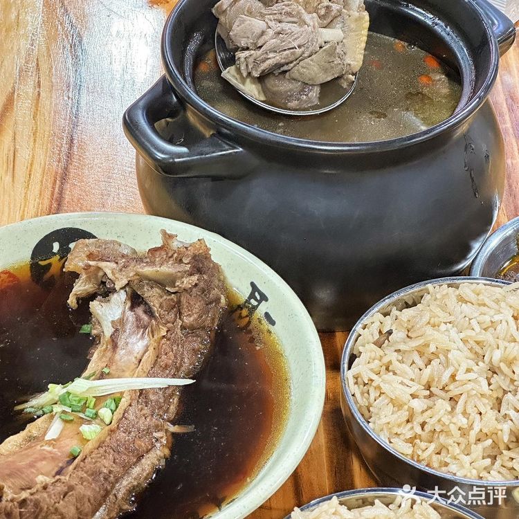 泉州探店｜本地人都爱吃的一碗咸饭