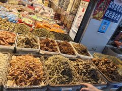 -华威西营里农产品批发市场