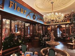 -秘密旅行Bonjour(黑金冠 江南西店)