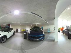 -领克中心(大连万利行)