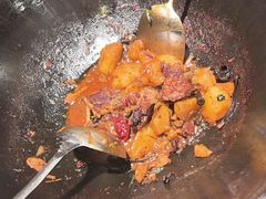 -万里闯关东铁锅炖菜馆(高新旗舰店)