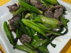 菜心炒鹅肾-烧鹅妹饭店