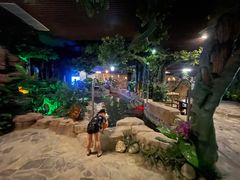 -泉城欧乐堡戏水湾艺术养生温泉