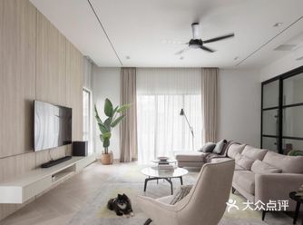 今日分享打造独立衣帽间＋健身房，工作休闲两不误