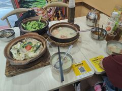 -何煲强·煲仔饭·啫啫煲顺德老字号(上下九店)
