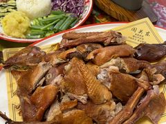 -闯关东东北农家菜(崂山石老人店)