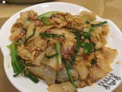 -香巴拉云南餐厅(华莱坞店)