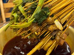 -拈签一笑黄牛肉辣卤串串