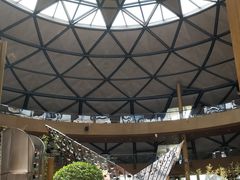 -上海滴水湖皇冠假日酒店