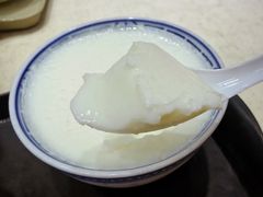 冻双皮奶-百花传统甜品店(原址店)