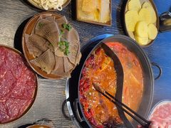 -冯校长老火锅(中联广场店)