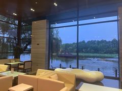 -上海怡沁园度假酒店