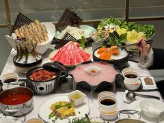 -红鼎豆捞·非遗鲍皇汤火锅(宝丰路店)