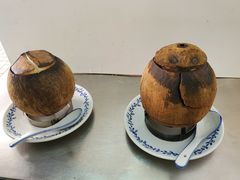 原只椰子炖走地鸡-達揚原味燉品(文明路店)