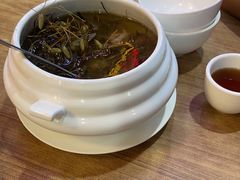-裕记烧腊连锁餐饮(国商分店)