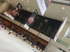 -冰纷万象滑冰场(深圳万象城店)