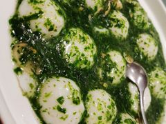 荠菜蘑菇烩鱼圆-望乡楼上海菜(日月光店)