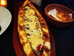 牛肉奶酪皮塔饼-Efes Turkish & Mediterranean Cuisine 艾菲斯餐厅(陆家嘴店)