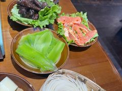-黔有有贵州酸汤夺夺粉火锅(五味十字店)