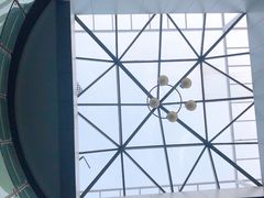 -小海豚国际游泳培训中心(浦东塘桥店)