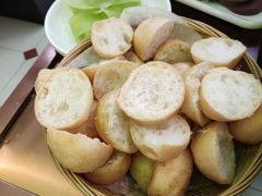 -洪氏嗨捞·广东猪肚鸡·椰子鸡火锅(西咸万象城店)