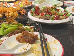 -马路边上·小海鲜烧烤(八一路店)
