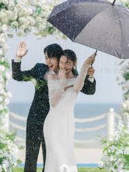 -花田映像婚纱摄影(龙岗店)