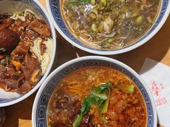 -沪西老弄堂面馆(定西路店)