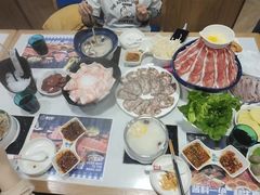 -魔法帽酱料牛肉小火锅(米兰店)