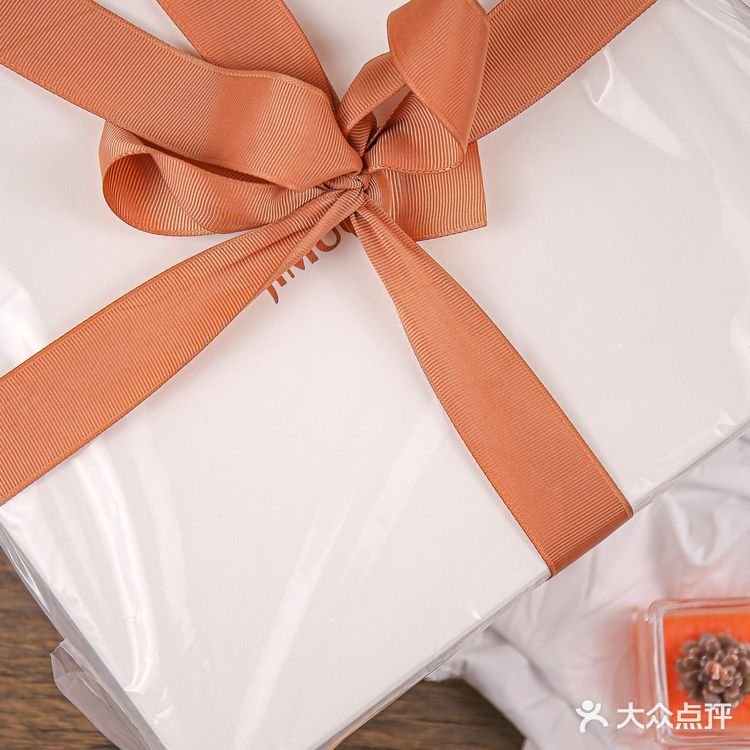 乘着春风💖吃着茉莉密瓜蛋糕🧁开心到爆炸💥