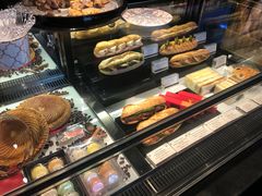 -Salon de The de Joel Robuchon(外滩18号店)