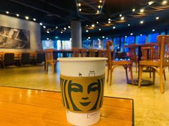 大堂-星巴克臻选(宁波天一广场店)