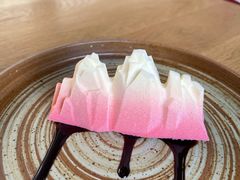 一莓小雪山-自如ZSPACE四合院艺术餐厅