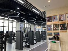 -跃动游泳健身俱乐部(新华传媒店)