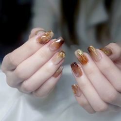 -悦指间美甲美睫