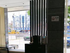 -雲宜贵宾舍酒店(深圳龙东地铁站店)