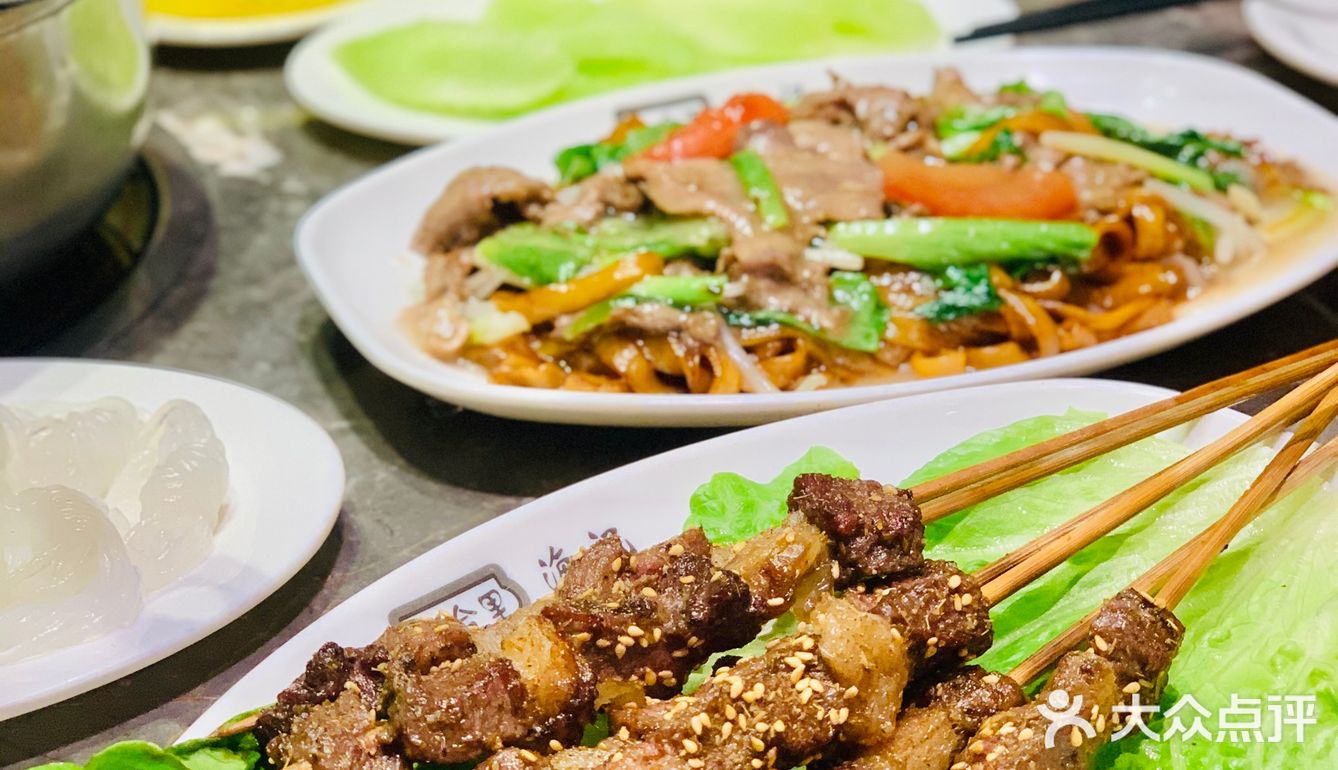 牛转钱坤，八合里玩大拉~正宗好吃牛肉火锅～