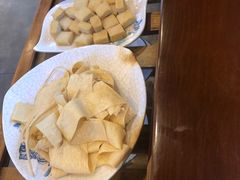 -亿诣蝎府炸酱面羊蝎子火锅(酷车小镇店)