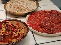 -扎起市井老火锅(乐山总店)