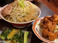 -拉面莊夢語＆中华料理八椿