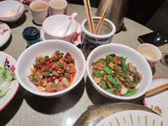 -老湖南民间菜·牛肉十八炒(花都店)