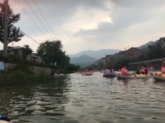 -仙山谷激浪漂流