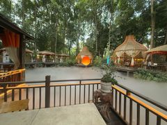 -二荆条·蜀鲜汇城市森林火锅