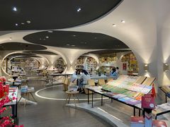 -钟书阁(珍园店)