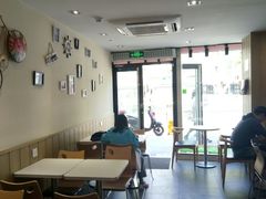 大堂-华莱士·炸鸡汉堡(李沧乐客城店)