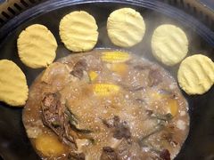 -锅老头海鲜铁锅炖