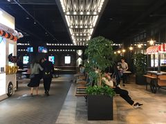 -CGV影城(滨江天街IMAX店)