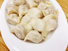 -孖妹上肉饺子馆