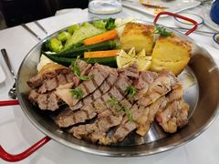 牛肋排配土豆泥-安东尼奥餐厅