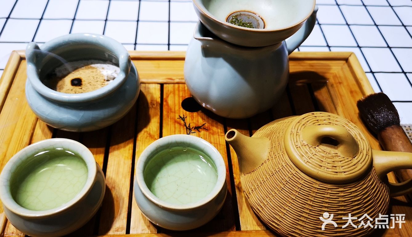焚香喝茶